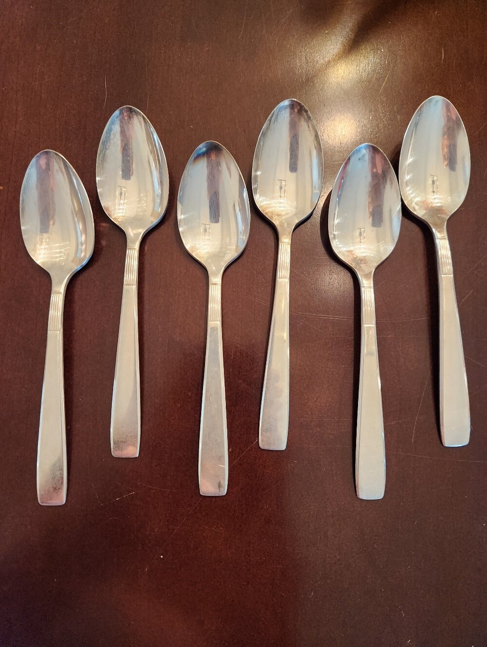 Oneida Hotel Plate "Hotel Two" Teaspoons